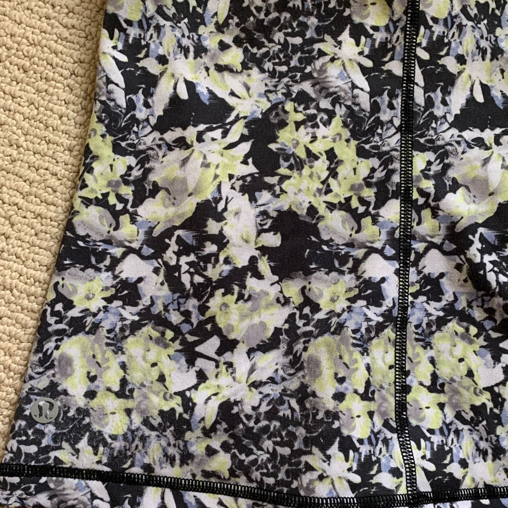 Lululemon Tank Top - Picture 5 of 7